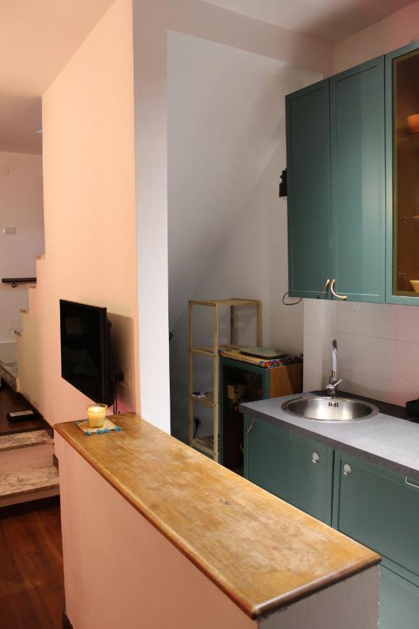 L' Altobasso Apt - Atypical Neapolitan House Экстерьер фото